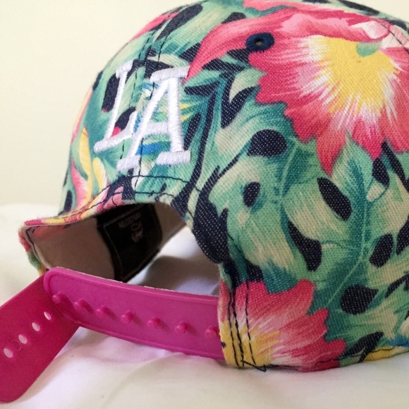 Hat - Picture 3 of 3